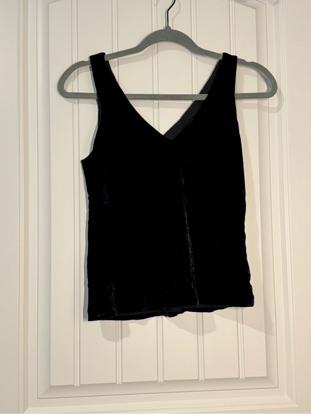 Rena Rowan Black Velvet Silk Rayon V-Neck Tank Top